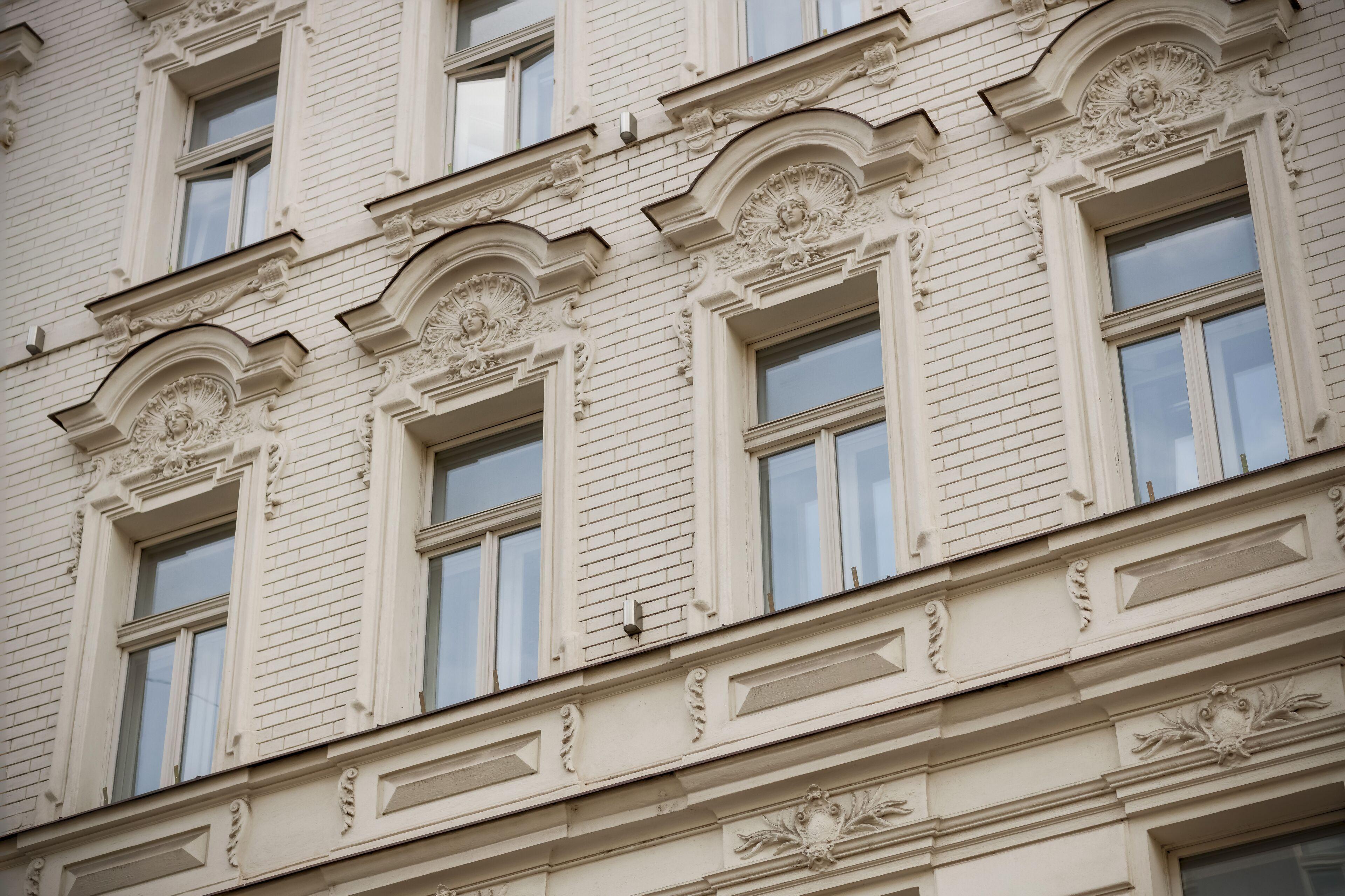 Royal Court Hotel — Photos 2
